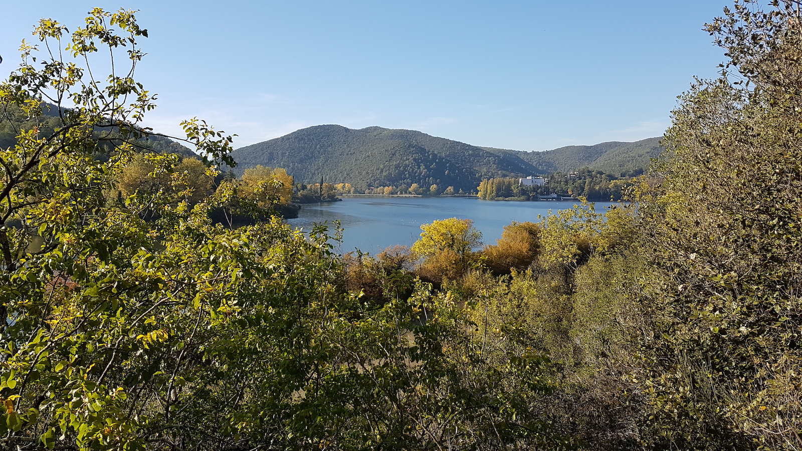 Piediluco panorama1
