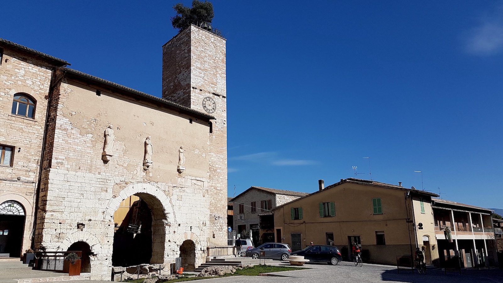 Spello3