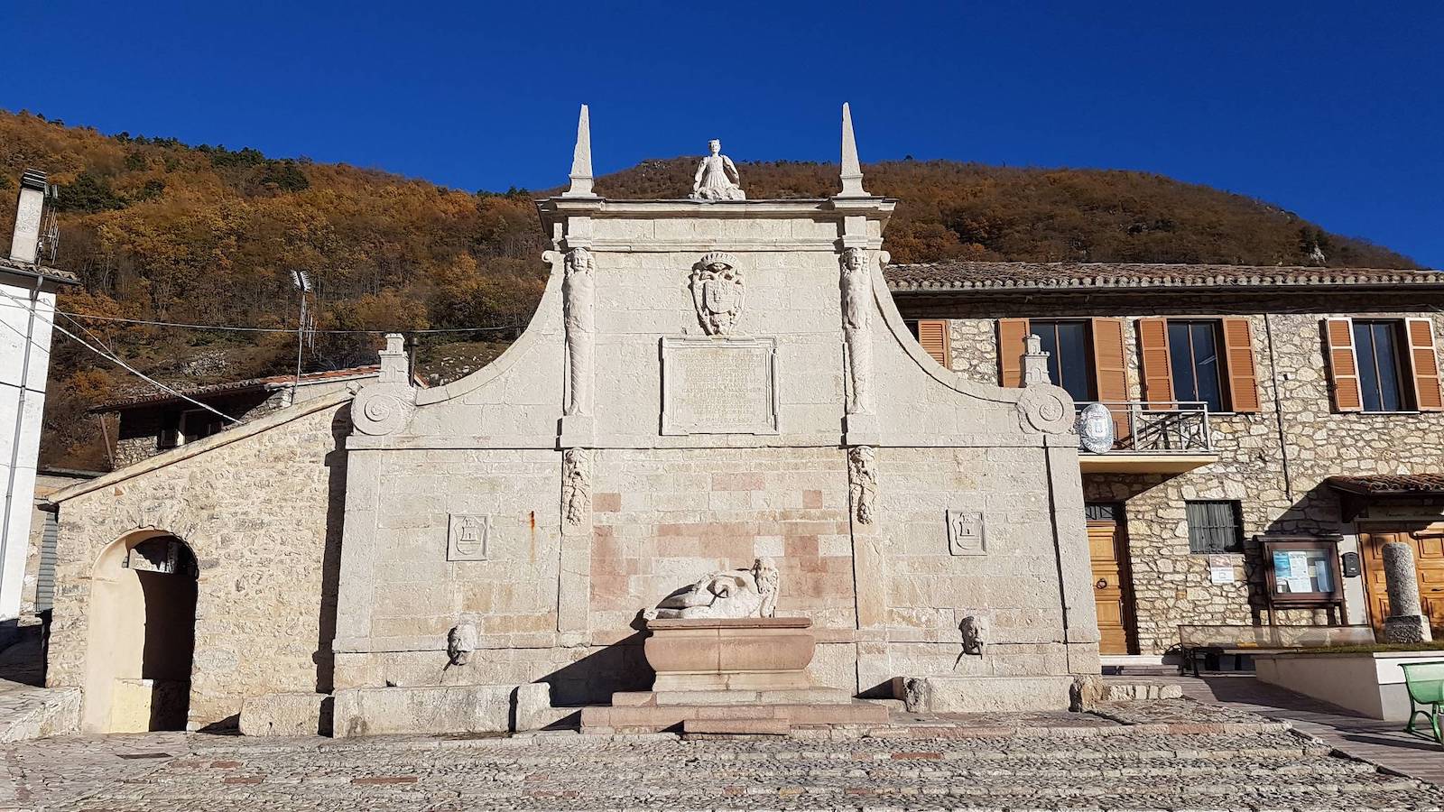 Fontana Polino