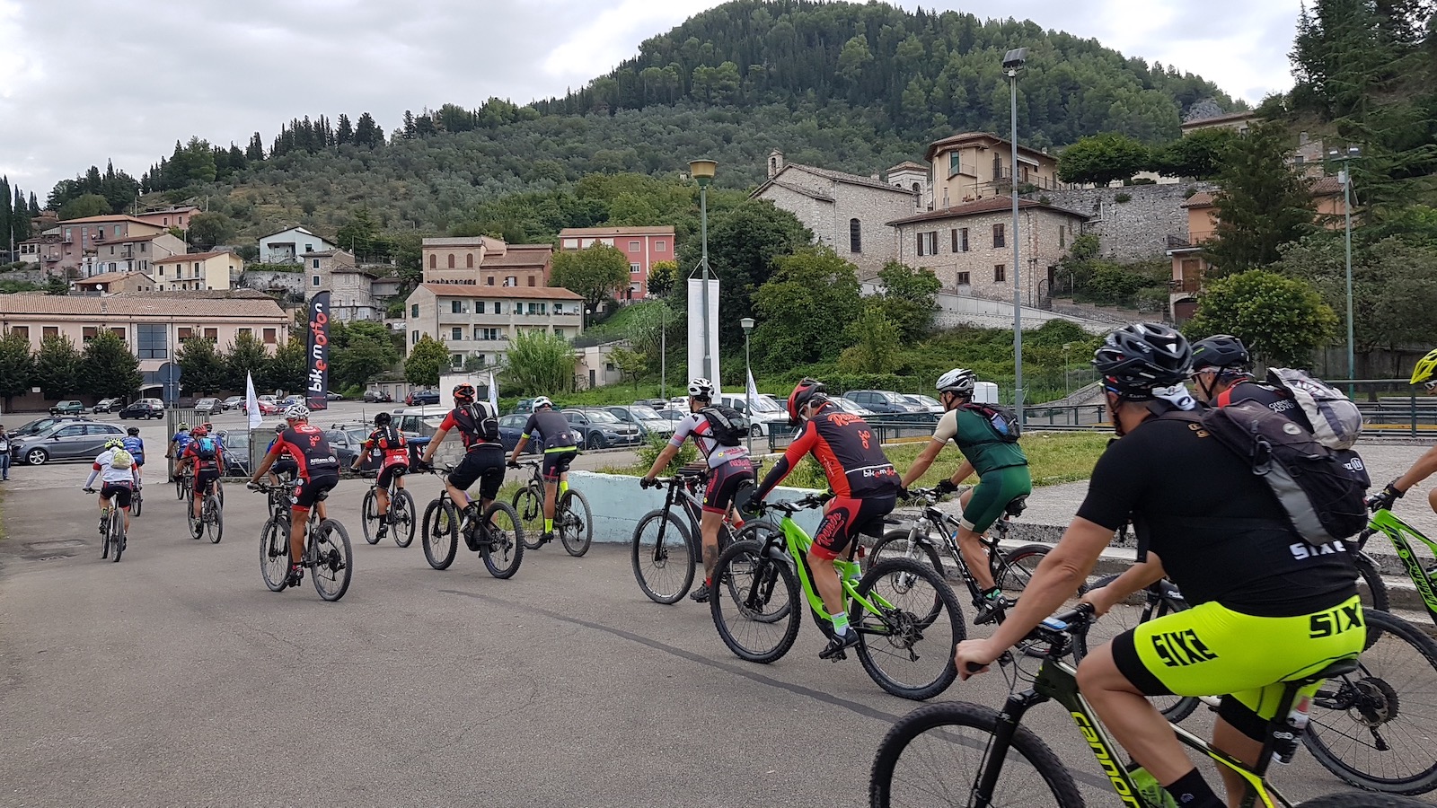 Arrone piazzale1