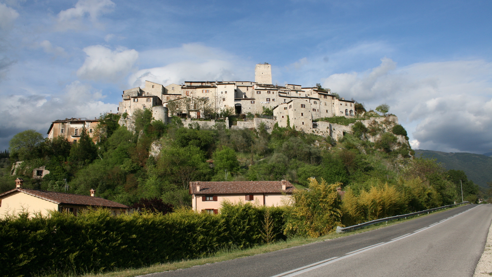Arrone5