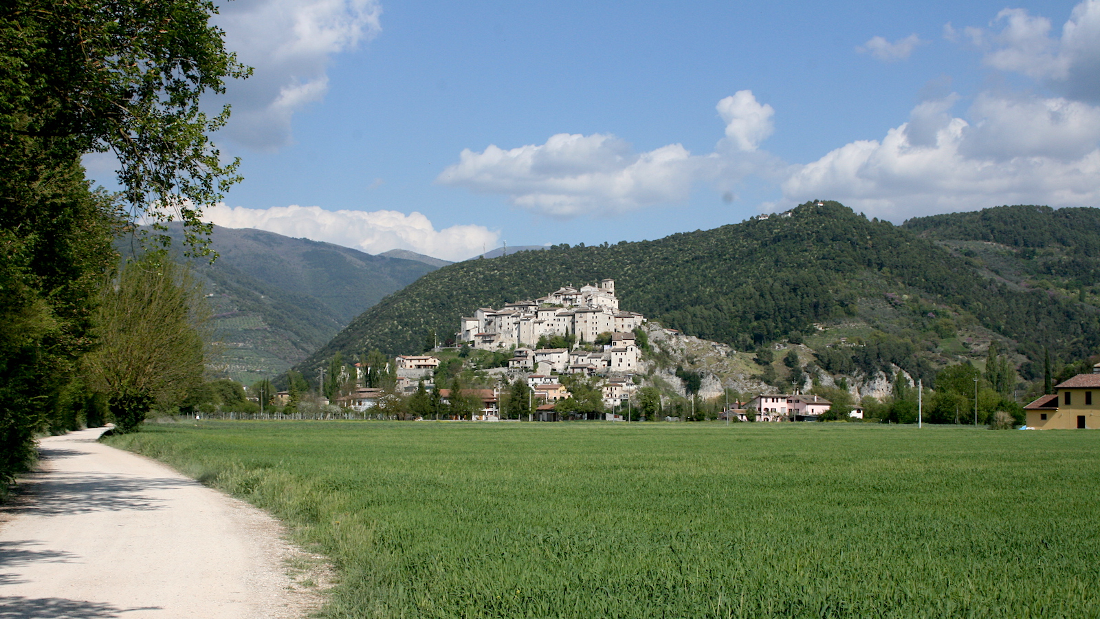 Casteldilago2