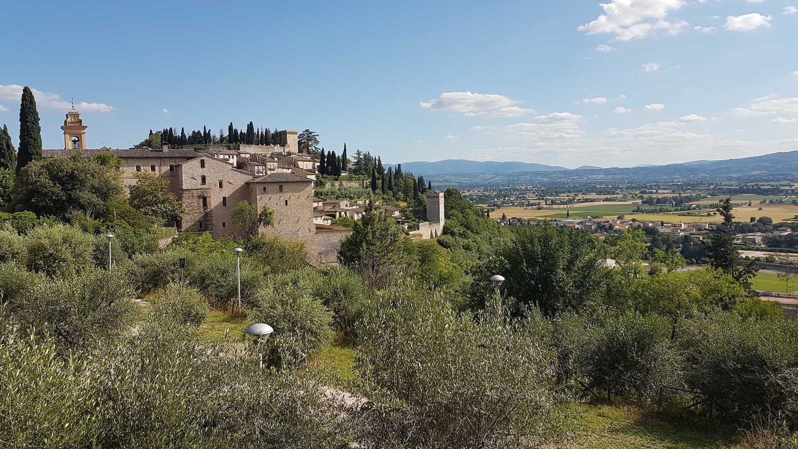 Spello1
